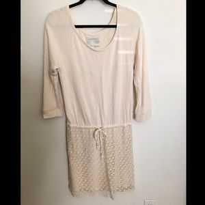 Ivory 3/4 sleeve dress with crochet skirt, small